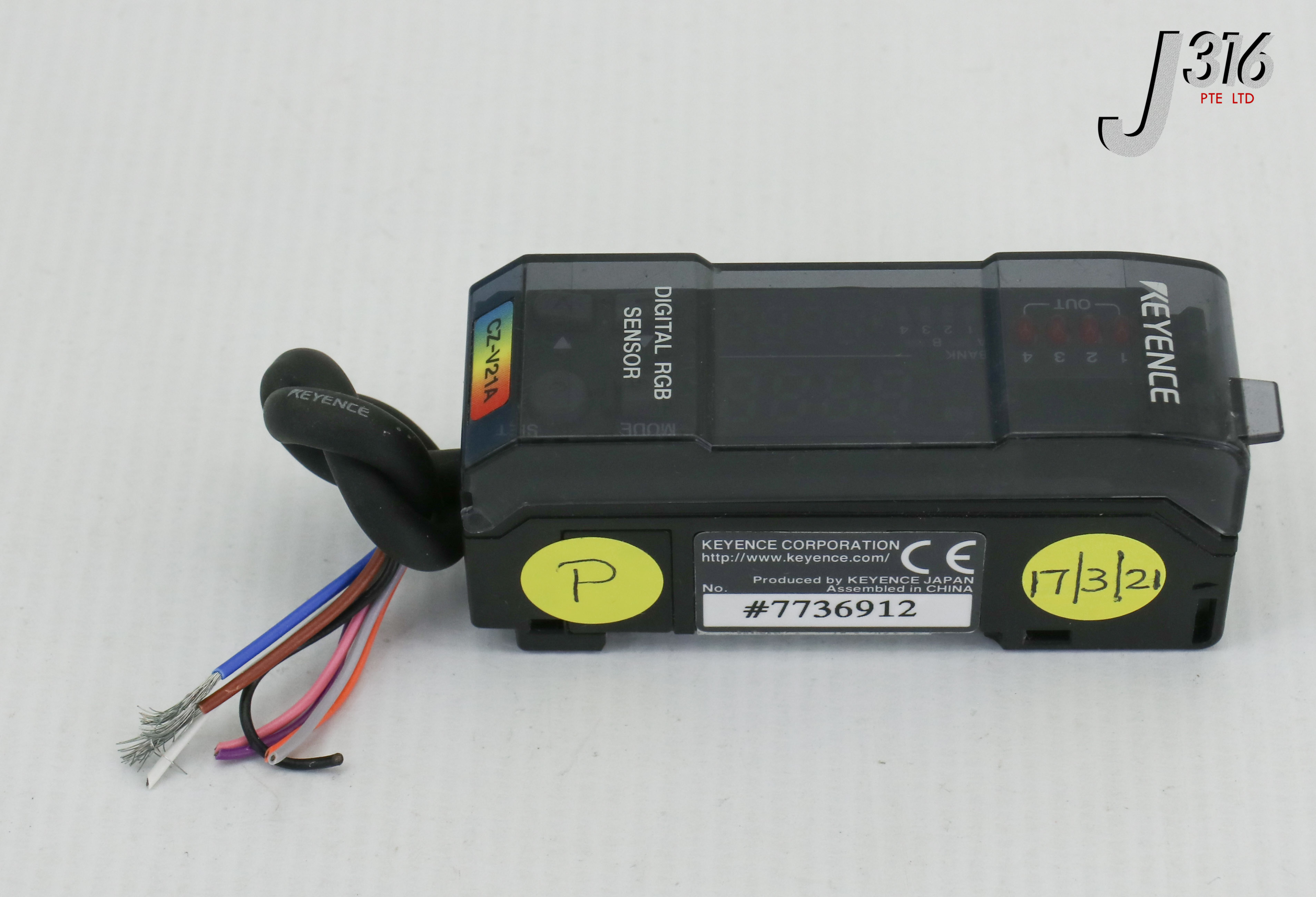 25042 KEYENCE FIBER AMPLIFIER SENSOR CZ-V21A | eBay